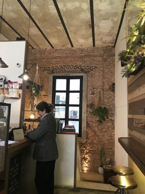 Way to downstairs at La Colectiva Cafe in Madrid