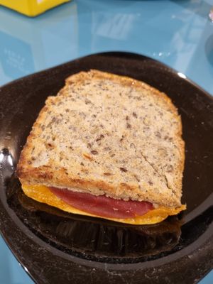 Tosta mista at Vegana By Tentúgal in Porto