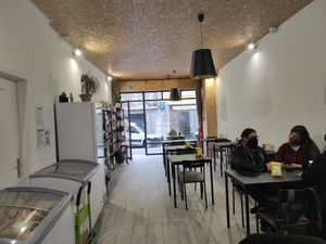 Inside with seats at Vegana By Tentúgal in Porto