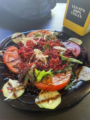 Salad  at Vegana By Tentúgal in Porto