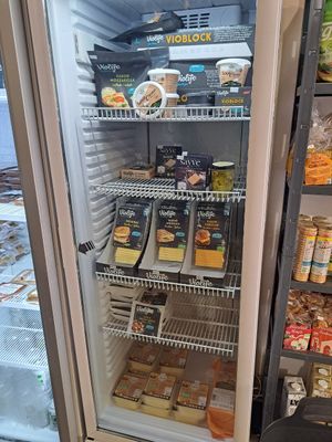 Cheese galore at Vegana By Tentúgal in Porto