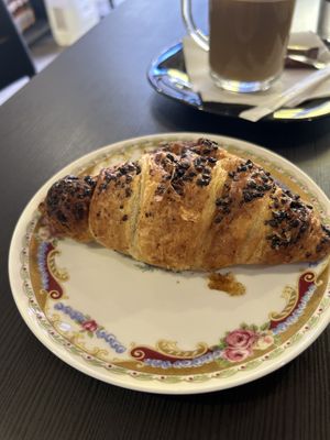 Chocolate croissant 😍   at Vegana By Tentúgal in Porto