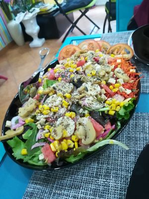 Big Salad at Vegana By Tentúgal in Porto