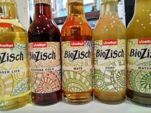 Sparkling Drinks at Vegana By Tentúgal in Porto