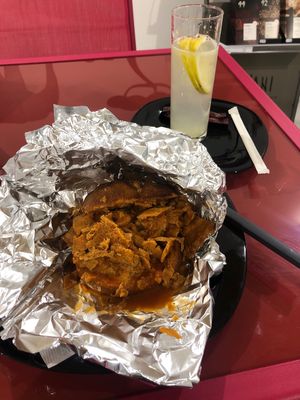 Bifana 💚 at Vegana By Tentúgal in Porto