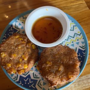 Amazing corn fritters and meal with a super friendly service!! Quite a few vegan options available   at Woody's Thai Kitchen in Seward