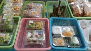 baked goods 2 at Tien Sieng Vegetarian Foods in Chiang Mai