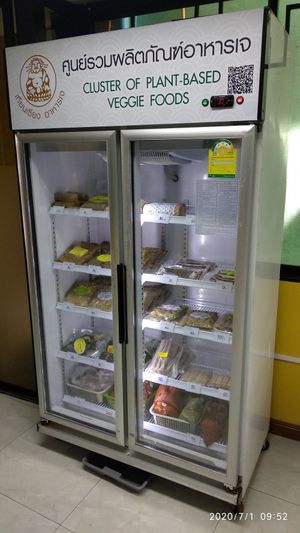 Fridge selling mock meats at Tien Sieng Vegetarian Foods in Chiang Mai