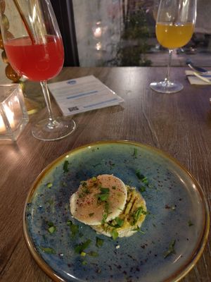 Brazilian menu - tapioca with avocado at Simone's Kitchen in Antwerpen