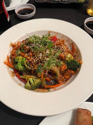 Tofu yakisoba   at Ohana in Jaco