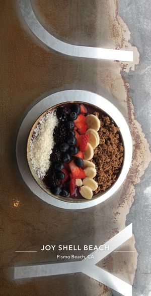 Acai bowl at JOY in Shell Beach