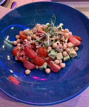 Salad with chickpeas and 🥑  at OM NOM NOM in Lviv