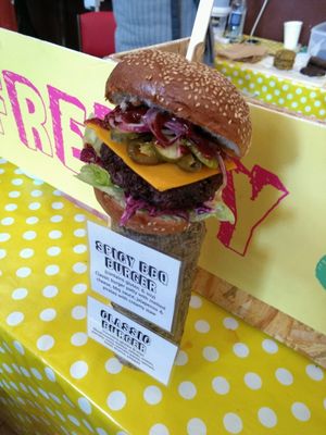 display BBQ burger at Freddy & Hicks in Glasgow