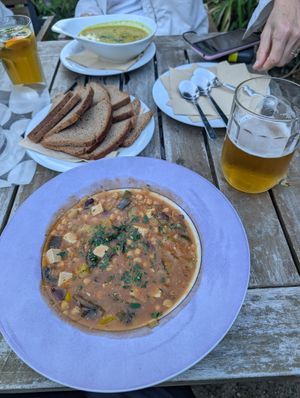 Chickpea goulash, bread, curry lentil soup at Café-Bistro Daheim in Bad Schandau