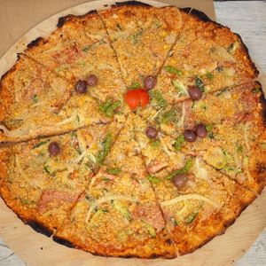 Vegan pizza (There is more choice than what's listed online) at La Casa Viva in Tavernes De La Valldigna