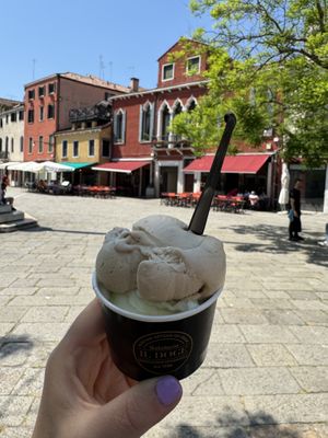   at Gelateria Il Doge in Venice