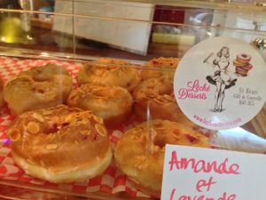 Beigne Léché :) Amandes et Lavendes!  at Herbivores Marche Vegetalien in Montreal