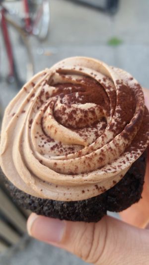 Cupcake  at Herbivores Marche Vegetalien in Montreal