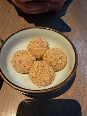 Erdnussbällchen at Mama Liu and Sons in Vienna