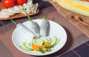 summer roll at Spring Lotus - Duong Sinh Chay in Hanoi
