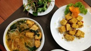 Mushroom and Tofu Soup with Lemongrass and Chilli Tofu at Spring Lotus - Duong Sinh Chay in Hanoi