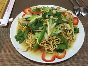 Crunchy stir- fried noodle at Spring Lotus - Duong Sinh Chay in Hanoi