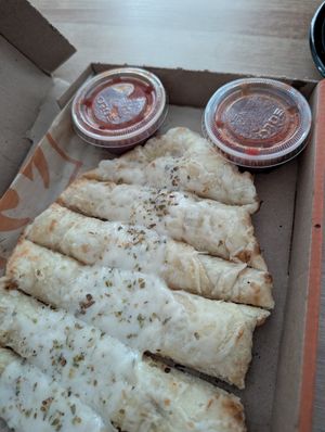 Cheesy bread at Blaze Pizza in Frisco
