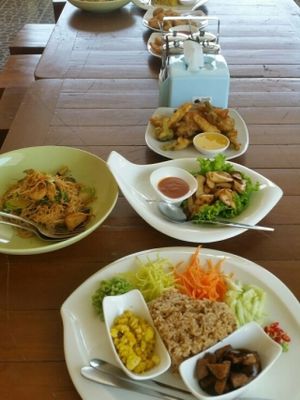 Thai food at Kingliew 2 in Phuket