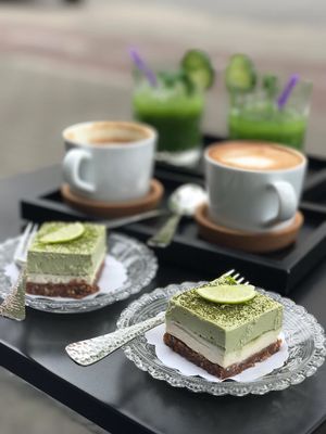 Matcha Lime Cheesecake. Raw. Vegan. Glutenfree. No refined sugar.  at The Green in Nuremberg