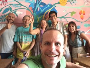 Meeting lovely people: the owners and guests at Suwa Restaurante Vegano in Queretaro