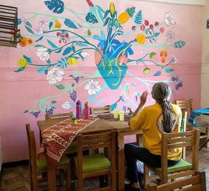 Wall art 💜 at Suwa Restaurante Vegano in Queretaro