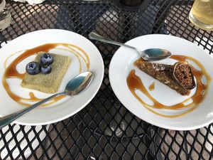 Mini desserts at Suwa Restaurante Vegano in Queretaro