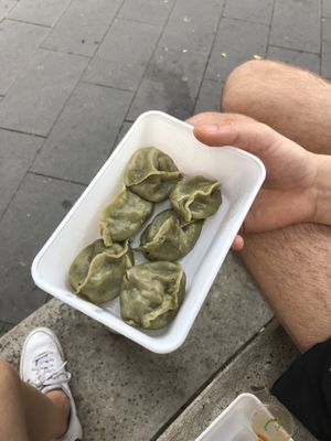 sollten die natürlich vegan sein, verwechsele die aber immer mit den happy vegan ups  at Wei&Wei in Aachen