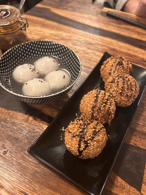 Snowball Dessert & Sesame Ball Dessert  at Wei&Wei in Aachen