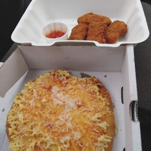 Vegan nuggets, vegan battered pizza at Land and Sea Fish and Chip Shop in Polmont
