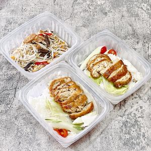 Vegan Chicken rice and stir fried beansprouts at Rice House 谷王栈( 粥大王) in Central Singapore