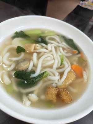Plain soup udon at Rice House 谷王栈( 粥大王) in Central Singapore