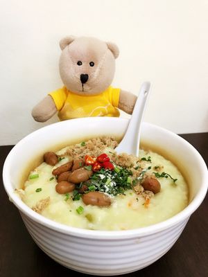 Minced Pork Porridge $3.50 at Rice House 谷王栈( 粥大王) in Central Singapore