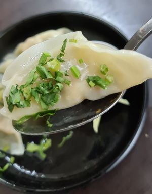 Steam Dumplings at Rice House 谷王栈( 粥大王) in Central Singapore