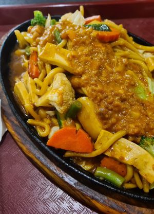 Peanut Sauce Stirfry at Ponsonby Food Court in Auckland