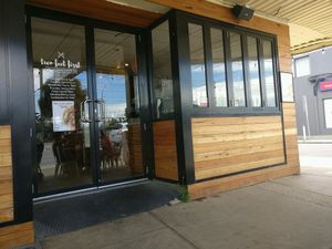 Corner Cafe with seating for the Dogs at Two Feet First in Chelsea