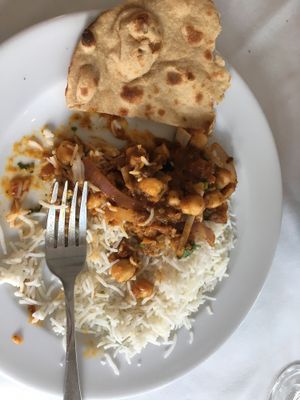 Punjabi Chole (half ate, nearly forgot the pic) at Indian Hut in Bangkok