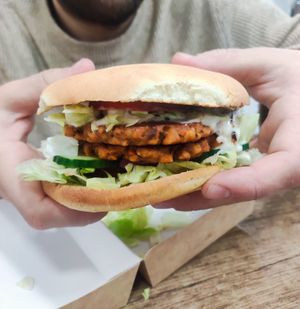 Hamburguesa at Epoch Vegan Burger in Budapest