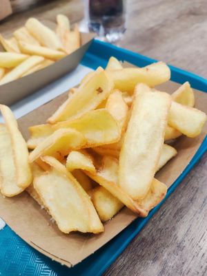 Patatas at Epoch Vegan Burger in Budapest