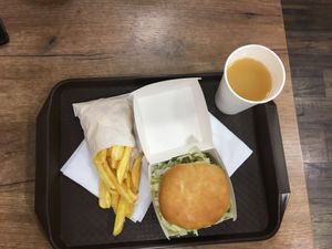 🌱🤤 at Epoch Vegan Burger in Budapest