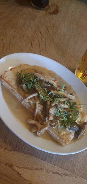 starter at The Peak Hotel in Castleton