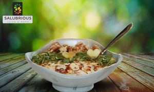 Smoothie Bowl at Salubrious Juice & More in Frisco