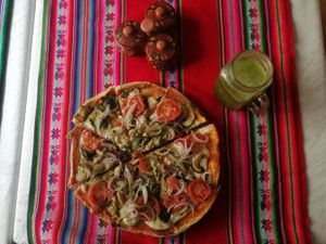 Pizza vegana Amazing at NaturAle Cusco in Cusco