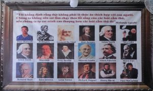 indoors : list of famous vegetarians at Am Thuc Chay in Hue
