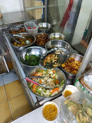 The ‘buffet’ at Giac Ngo in Da Nang